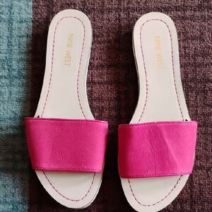 Nine West Fuchsia Slide Sandals